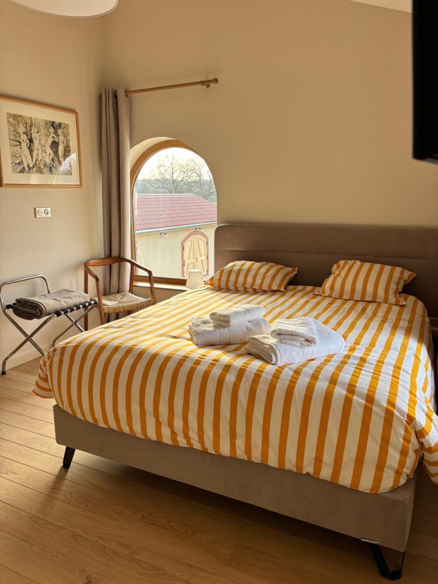 Bed and Breakfast Le Domaine Du Pin Châtillon-sur-Chalaronne Exterior foto